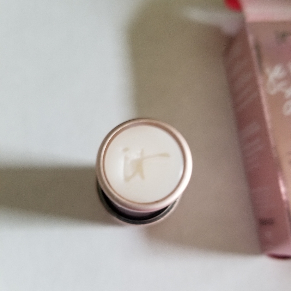 Je Ne Sais Quoi Hydrating Lip Balm Treatment - Picture 4 of 4